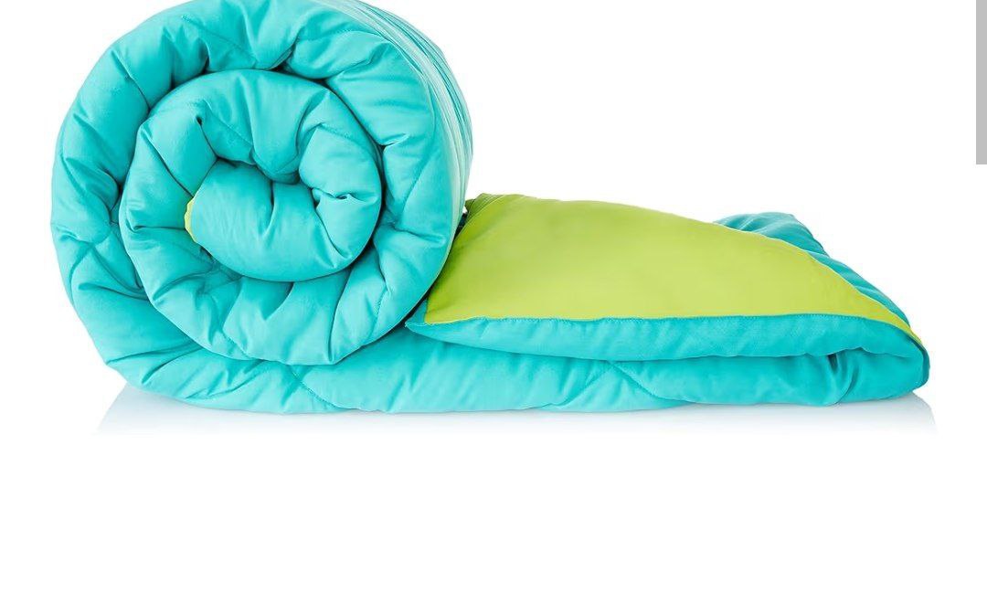 Reversible Comforter Single At Rs 759