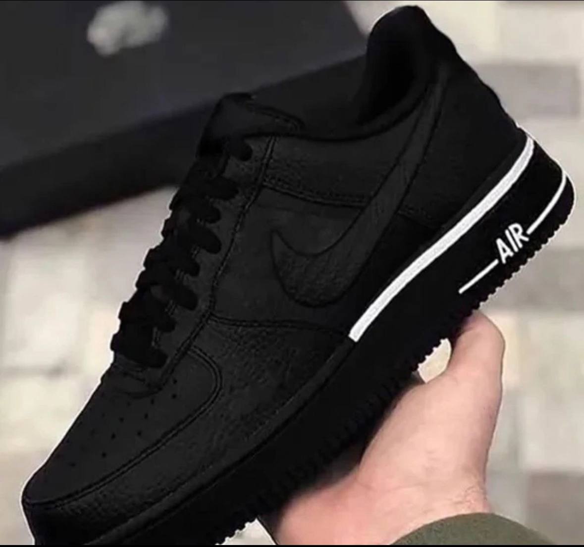 High Quality Sneaker Now At The Factory Link