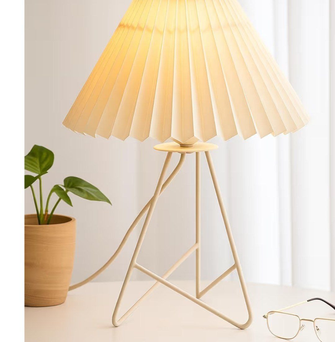 Techglare Deals Bikano Bombay Mixture 800g At Rs 144 Table Lamp At Rs 369