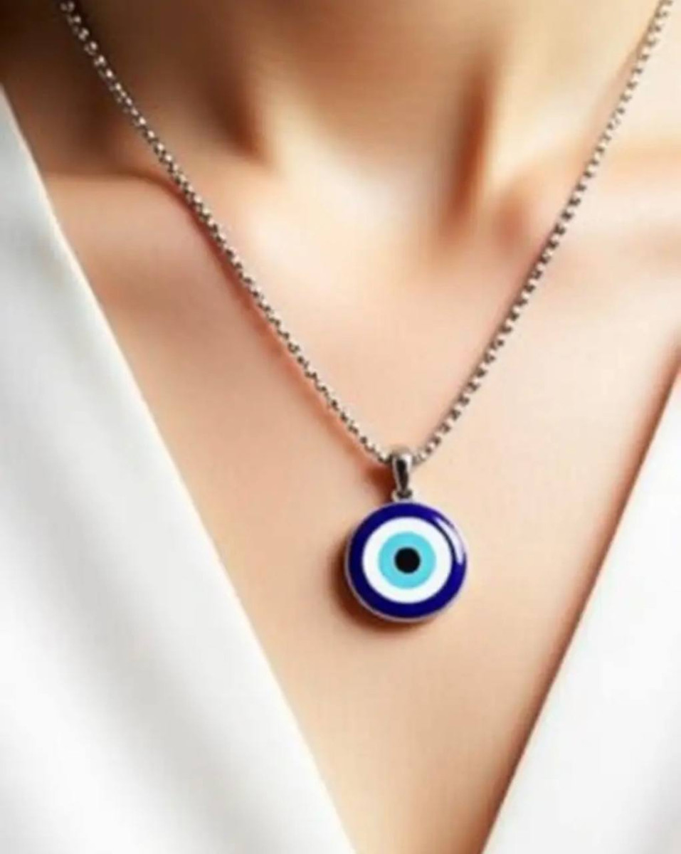 Best Locket For Gentle Looks Link