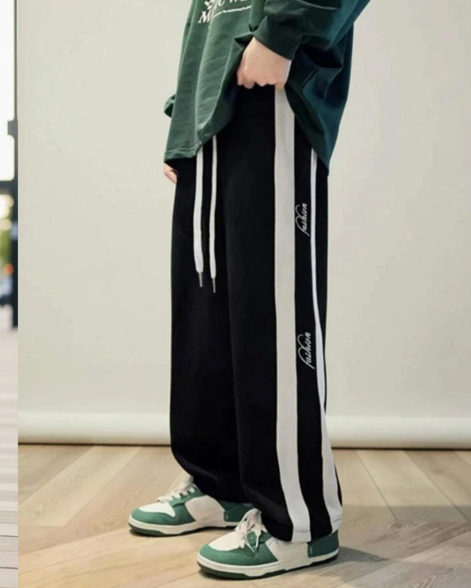 Buy Now This Premium Quality Trouser Now At Lowest