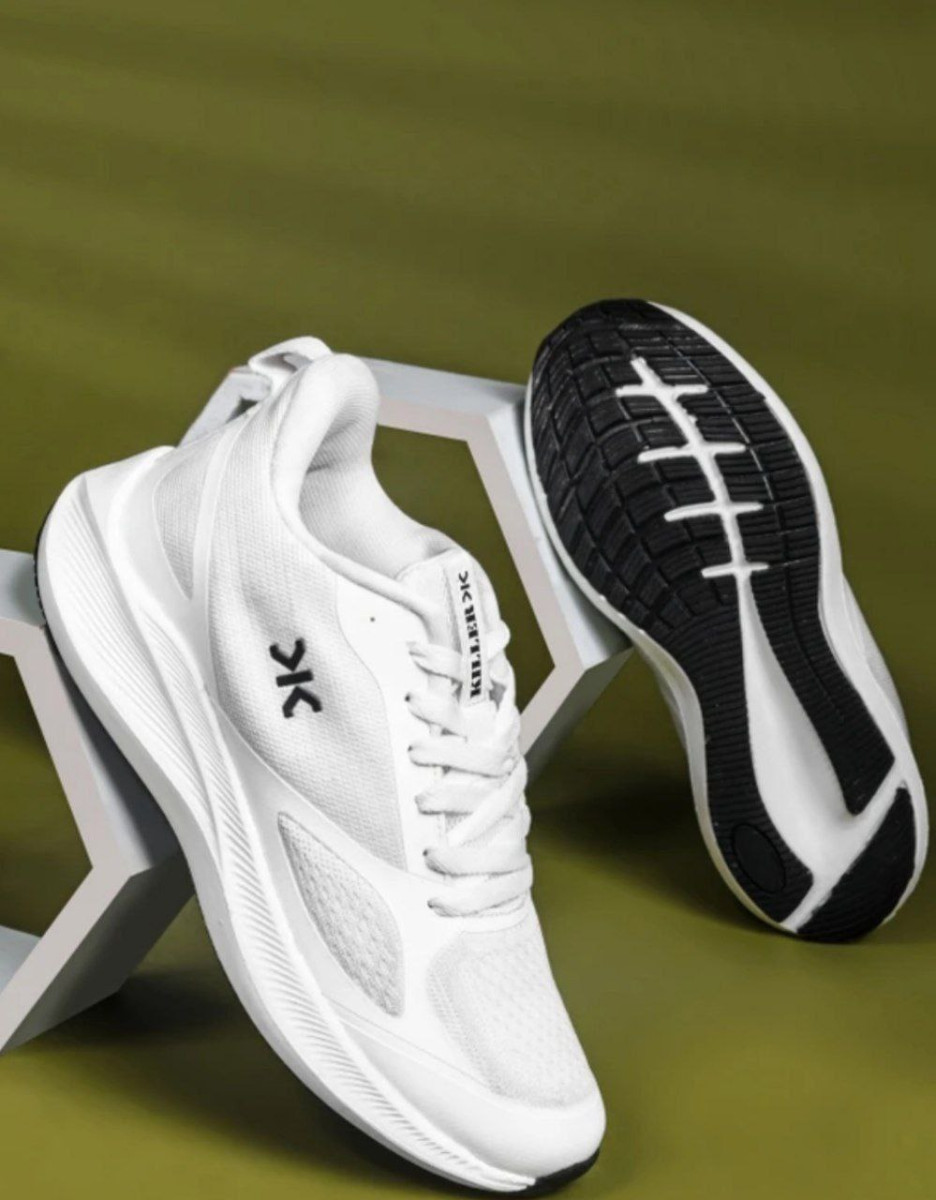 Most Premium Sports Sneackers For Menat 78 – Best Price in India